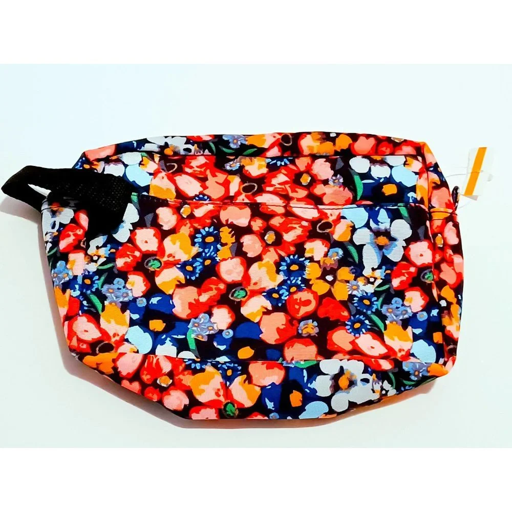 Under One Sky Floral Soft Shell Toiletry Make Up Travel Bag With Wrist Strap NWT